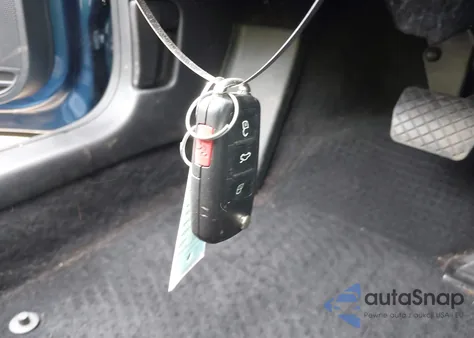 2016 Volkswagen Jetta 1.8T Sel from USA, damaged, VIN 3VWL07AJ7GM237103